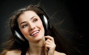 Aplikasi-Pendeteksi-Lagu-Online.jpg