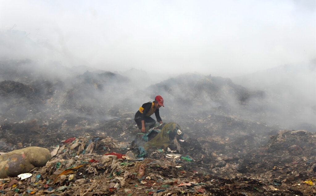 Aminbazar-landfill-Photo-07-1.jpg