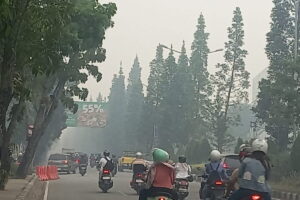 Asap-Pontianak-Tursih-1-1200x800-1.jpeg